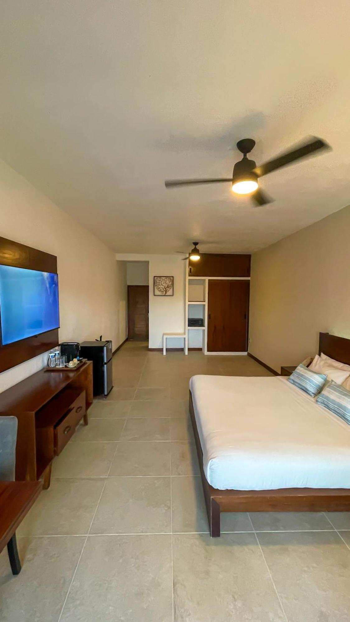 The Mint Hotel 5*